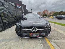Cargar imagen en el visor de la galería, Mercedes-Benz C200 Modelo 2022
