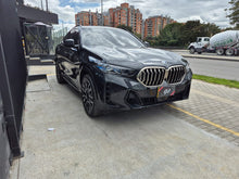 Cargar imagen en el visor de la galería, BMW X6 XDRIVE40I Modelo 2024
