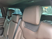 Cargar imagen en el visor de la galería, JEEP COMMANDER Modelo 2023

