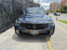 Cargar imagen en el visor de la galería, BMW X5 M60I XDRIVE Modelo 2024
