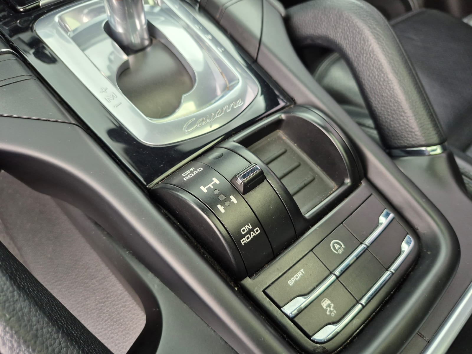 Porsche Cayenne  Modelo 2016 - Autos 93