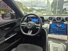 Cargar imagen en el visor de la galería, Mercedes-Benz C200 Modelo 2022

