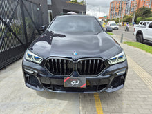 Cargar imagen en el visor de la galería, BMW X6 M50I Modelo 2022
