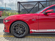 Cargar imagen en el visor de la galería, Ford Mustang GT Modelo 2024
