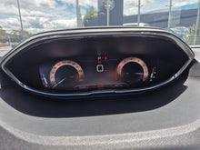 Cargar imagen en el visor de la galería, PEUGEOT 3008 GT LINE MODELO 2019
