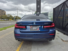 Cargar imagen en el visor de la galería, BMW 530I Modelo 2021
