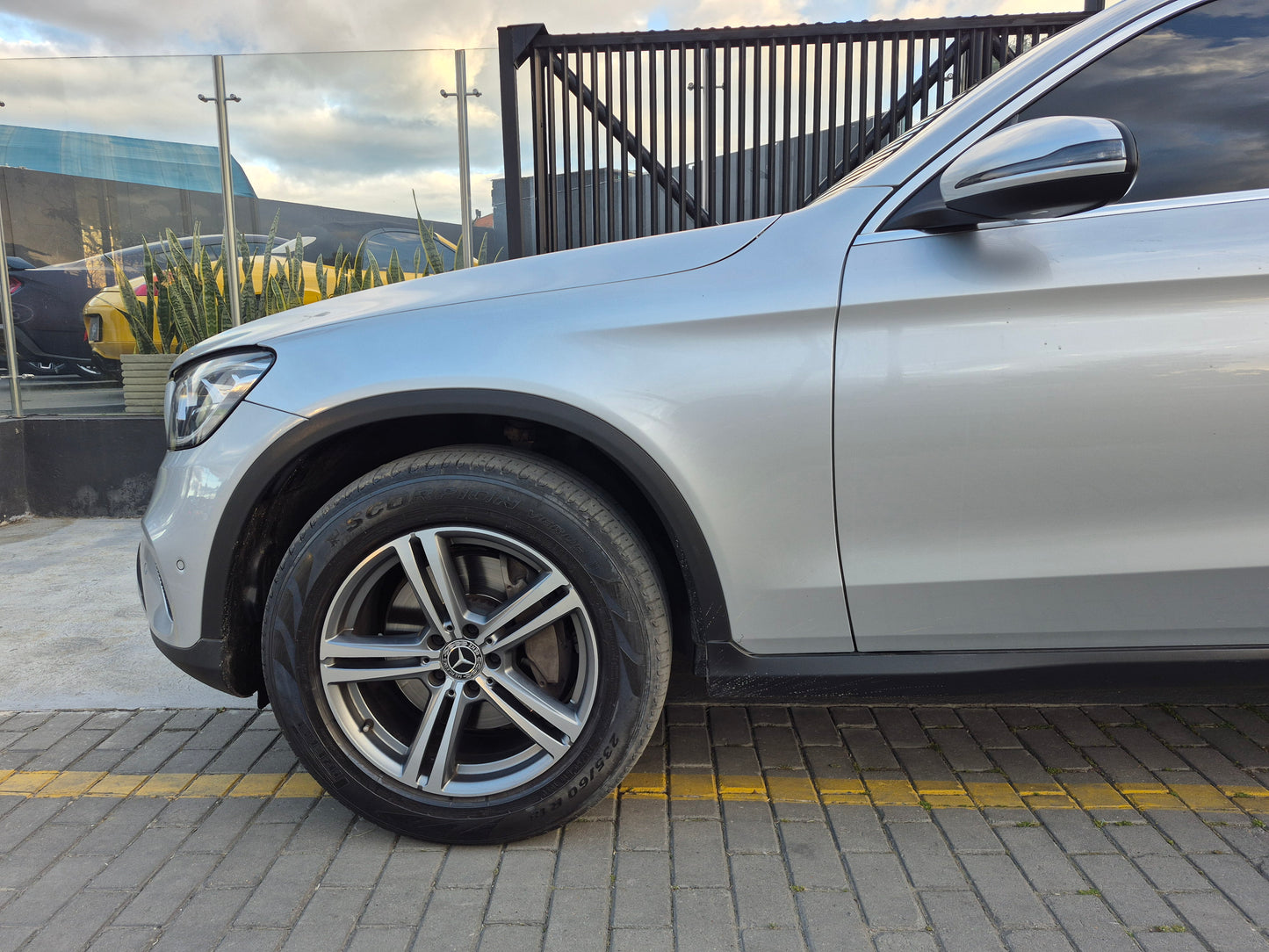 Mercedes-Benz GLC 300 4MATIC Modelo 2020