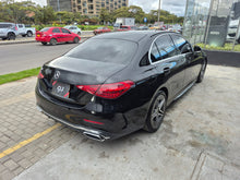 Cargar imagen en el visor de la galería, Mercedes-Benz C200 Modelo 2022
