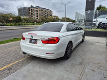 Cargar imagen en el visor de la galería, BMW 420I CABRIO Modelo 2017
