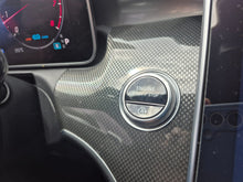 Cargar imagen en el visor de la galería, Mercedes-Benz C200 Modelo 2022
