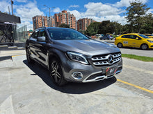 Cargar imagen en el visor de la galería, Mercedes-Benz GLA 200 Modelo 2019

