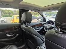 Cargar imagen en el visor de la galería, Mercedes-Benz GLC 250 4MATIC Modelo 2017
