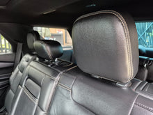 Cargar imagen en el visor de la galería, Ford Explorer ST Modelo 2021

