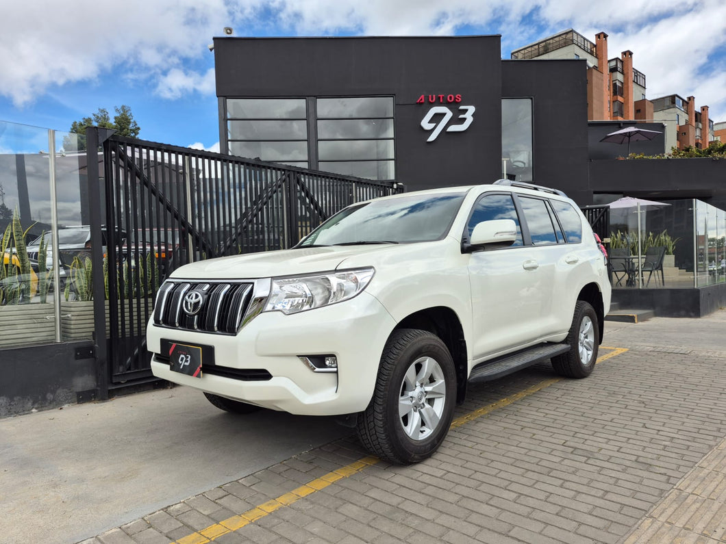 Toyota Prado TXL Modelo 2024
