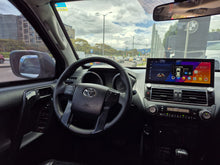 Cargar imagen en el visor de la galería, Toyota Prado TXL Modelo 2015
