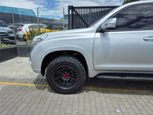 Cargar imagen en el visor de la galería, Toyota Prado TXL Modelo 2015

