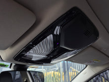 Cargar imagen en el visor de la galería, BMW 530I Modelo 2021
