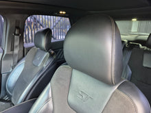 Cargar imagen en el visor de la galería, FORD EDGE ST Modelo 2019
