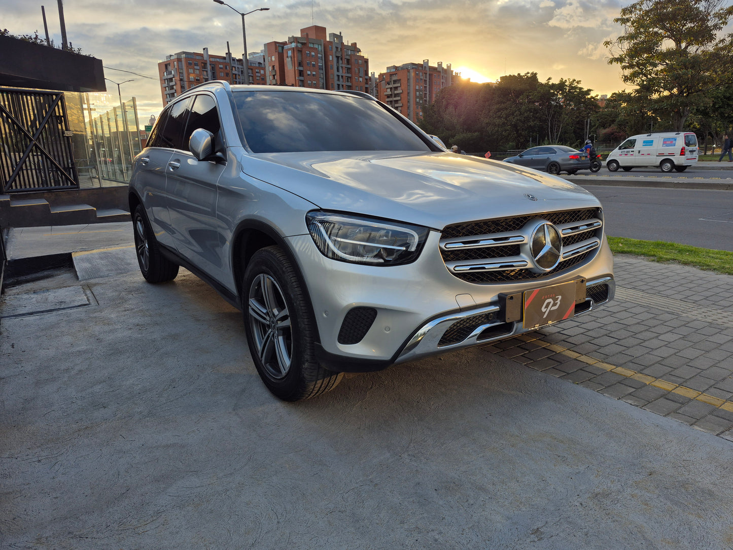Mercedes-Benz GLC 300 4MATIC Modelo 2020