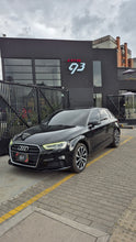 Cargar imagen en el visor de la galería, Audi A3 Sportback Modelo 2020
