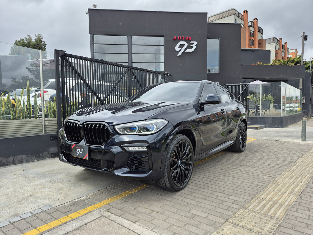 BMW X6 M50I Modelo 2022