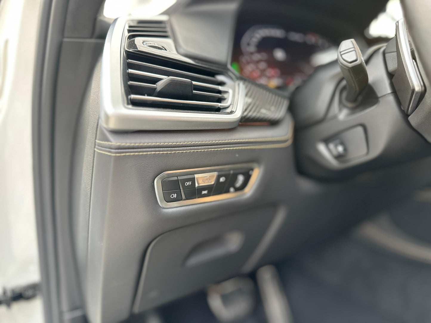 BMW X6 M COMPETITION Modelo 2023 - Autos 93