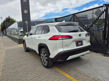 Cargar imagen en el visor de la galería, Toyota Corolla Cross SE-G Modelo 2017
