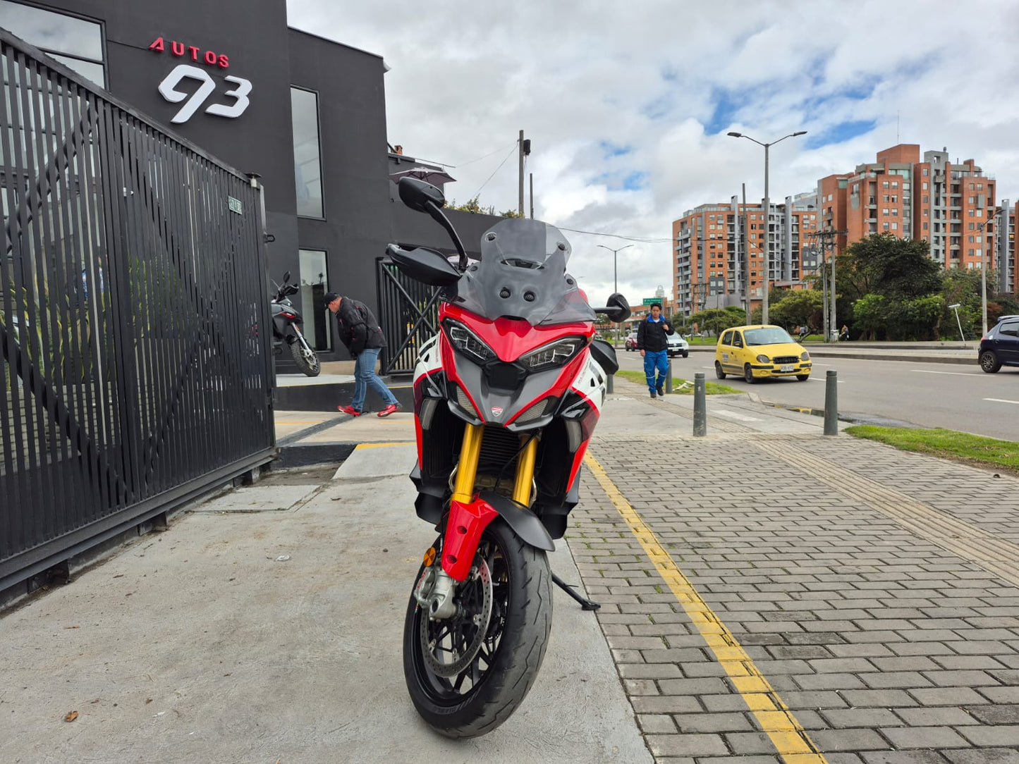 Ducati Multistrada V4 Pikes peak Modelo 2022