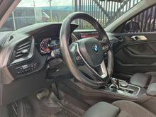 Cargar imagen en el visor de la galería, Bmw 118I Modelo 2020
