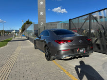 Cargar imagen en el visor de la galería, Mercedes-Benz CLA 180 Modelo 2020
