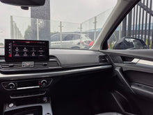 Cargar imagen en el visor de la galería, Audi Q5 Sportback Modelo 2022
