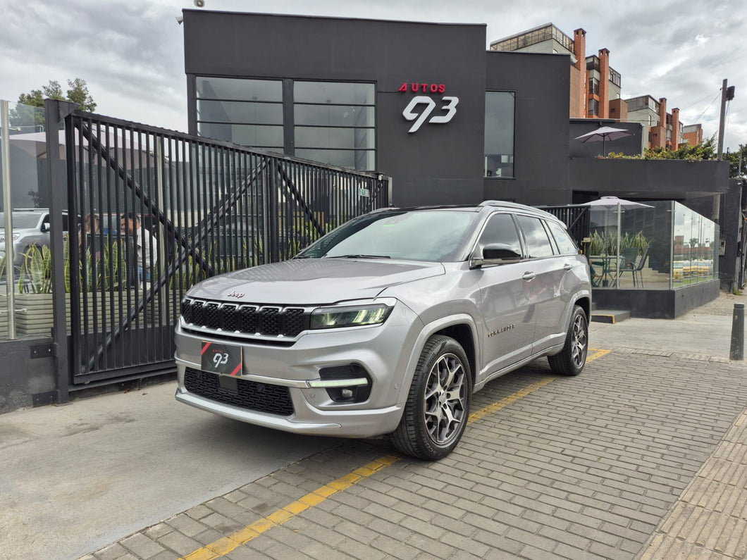 JEEP COMMANDER Modelo 2023