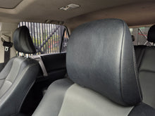 Cargar imagen en el visor de la galería, Toyota 4Runner Modelo 2021
