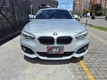 Cargar imagen en el visor de la galería, BMW 120I Modelo 2017
