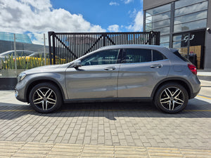 Mercedes-Benz GLA200 Modelo 2020
