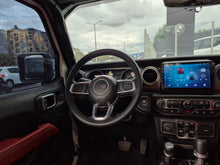 Cargar imagen en el visor de la galería, Jeep Wrangler Sahara Modelo 2023
