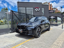 Cargar imagen en el visor de la galería, BMW X5 M60I XDRIVE Modelo 2024
