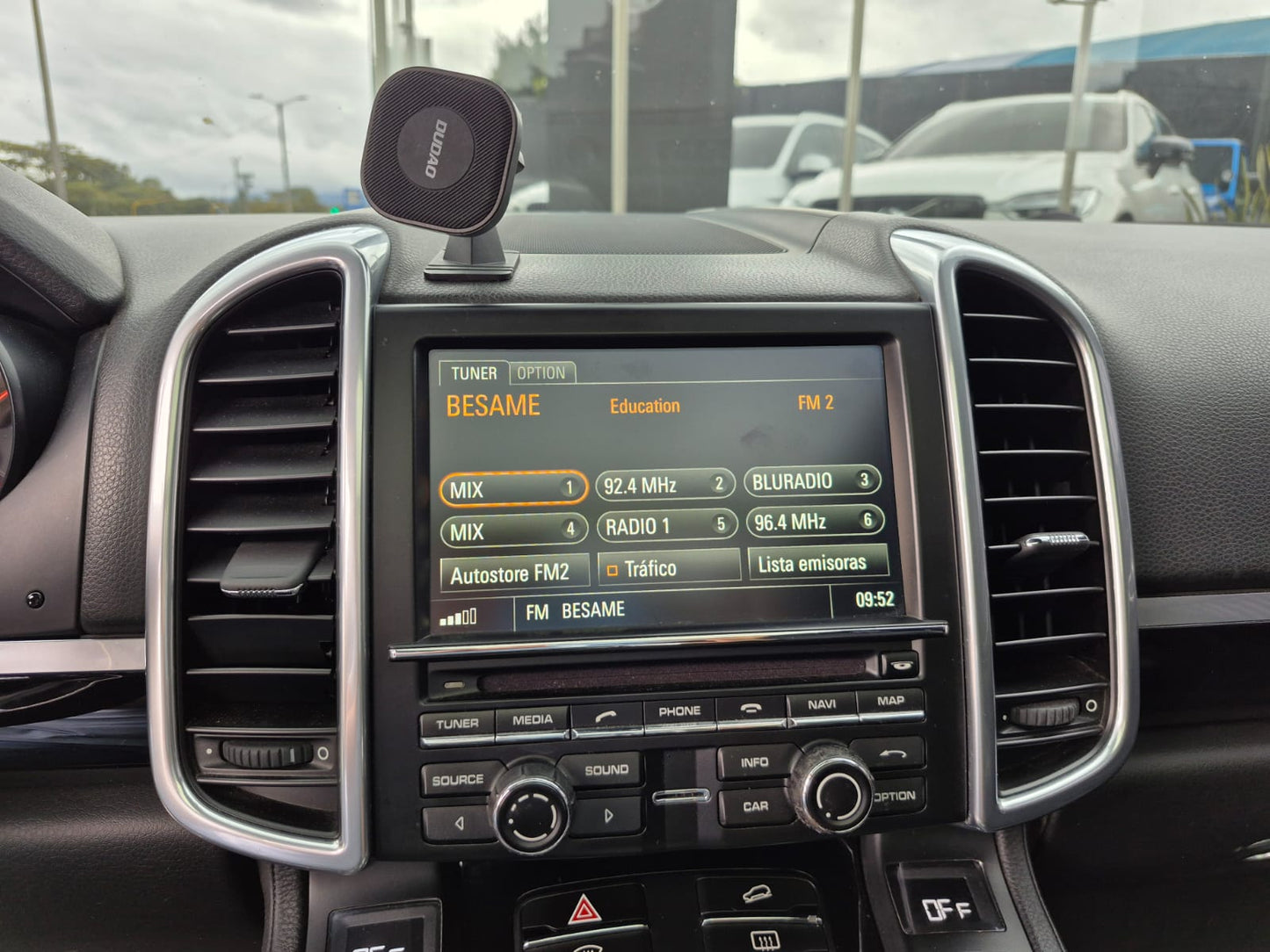Porsche Cayenne  Modelo 2016 - Autos 93