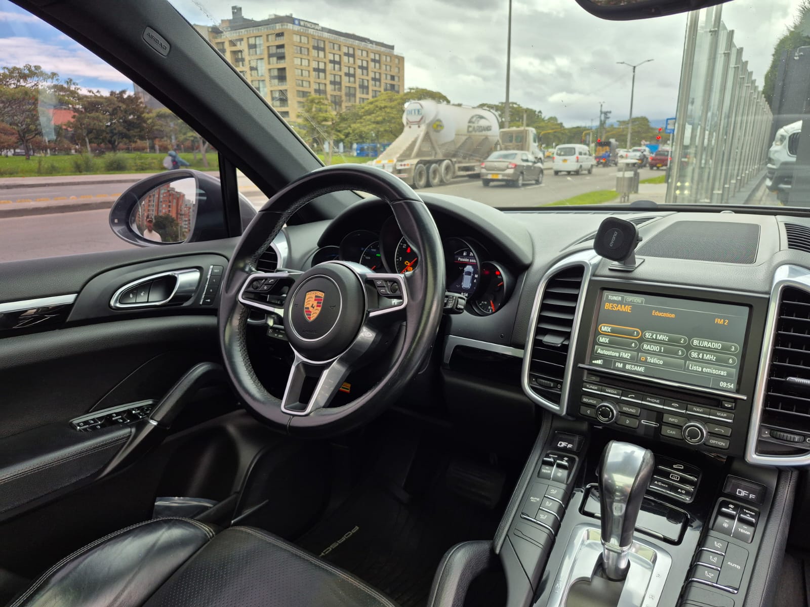 Porsche Cayenne  Modelo 2016 - Autos 93