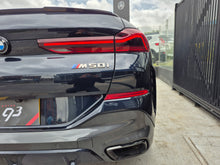 Cargar imagen en el visor de la galería, BMW X6 M50I Modelo 2022
