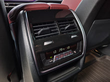 Cargar imagen en el visor de la galería, BMW X6 M50I Blindaje II Modelo 2023
