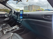 Cargar imagen en el visor de la galería, Ford Explorer ST Modelo 2021
