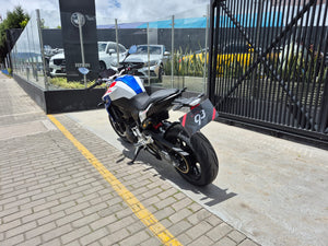 BMW F900R Modelo 2024