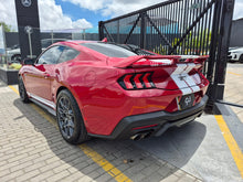 Cargar imagen en el visor de la galería, Ford Mustang GT Modelo 2024
