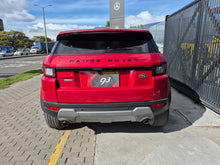 Cargar imagen en el visor de la galería, RANGE ROVER EVOQUE Modelo 2017

