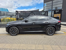 Cargar imagen en el visor de la galería, BMW X6 XDRIVE40I Modelo 2024
