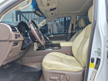 Cargar imagen en el visor de la galería, Lexus GX 460 Modelo 2015
