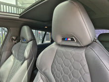 Cargar imagen en el visor de la galería, BMW X4M COMPETITION Modelo 2023
