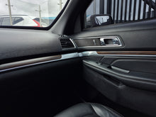 Cargar imagen en el visor de la galería, Ford Explorer Limited Blindado Modelo 2019
