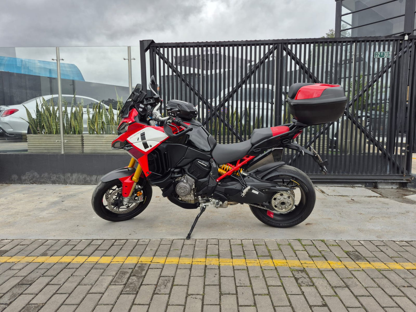 Ducati Multistrada V4 Pikes peak Modelo 2022